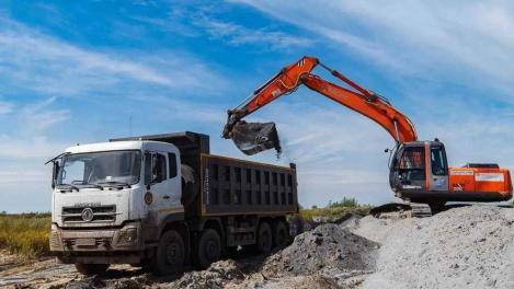 В основание Сыропятского тракта уложат 8 тысяч тонн золошлака