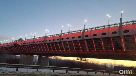 Омичей ждёт новая схема движения у метромоста