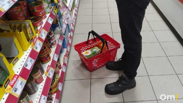 Минимальная продуктовая корзина в РФ подорожала на 7,9%. А в Омске?