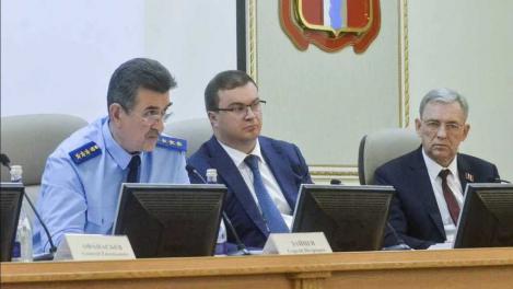 Заместитель генпрокурора России прибыл в Омск, чтобы провести важное совещание