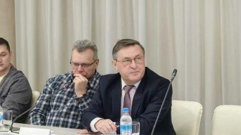 Хоценко оставил омского бизнес-омбудсмена в статусе и.о.
