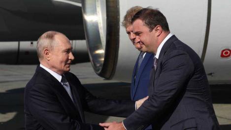Путин поблагодарил Хоценко за организацию форума России и Казахстана