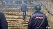 Трое мужчин избили подростков во дворе жилого дома в Омске