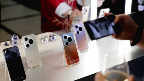Омичам стал доступен предзаказ на HUAWEI Pura 90s в МТС