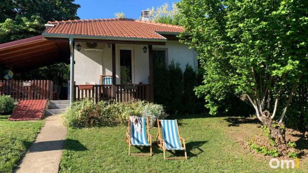 Привычная работа на даче может обернуться раком кожи: кого предупредили новосибирские врачи