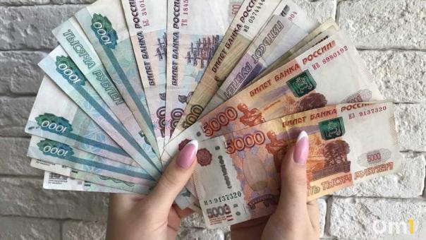 Россиянам напомнили о праве на семейную выплату при смене и потере работы