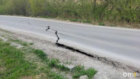 В Омском районе досрочно ремонтируют дорогу в Лузино