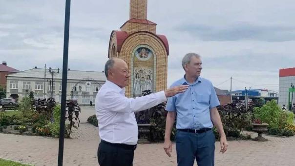 В Любинском районе Омской области благоустраивают новые общественные пространства