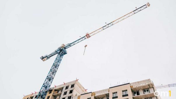 В Новосибирской области почти каждый второй дом сдают с нарушением сроков — 46,3% квартир задерживаются