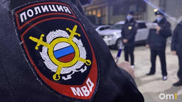 Силой посадили в машину и увезли в лес: что произошло с новосибирцем?