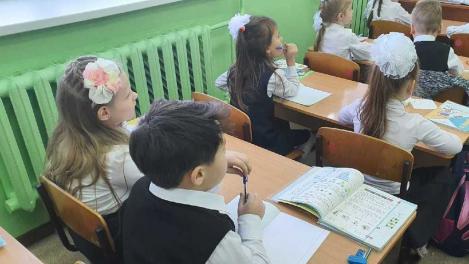 Первоклассников станет меньше — стало известно, сколько детей начнут учёбу в школах Новосибирска в 2026 году