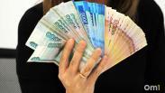 В Омске сотрудница сервиса такси выводила деньги с балансов водителей