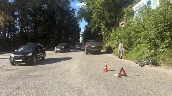 13-летний велосипедист попал под колёса автомобиля в Новосибирске