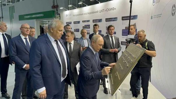 «Впечатляет, реально впечатляет»: Новосибирск 11 августа глазами Владимира Путина — что он увидел?