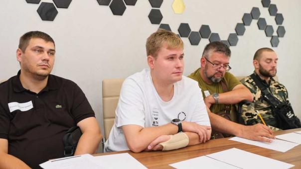 В Новосибирске ветеранов СВО обучают новым профессиям и помогают с трудоустройством