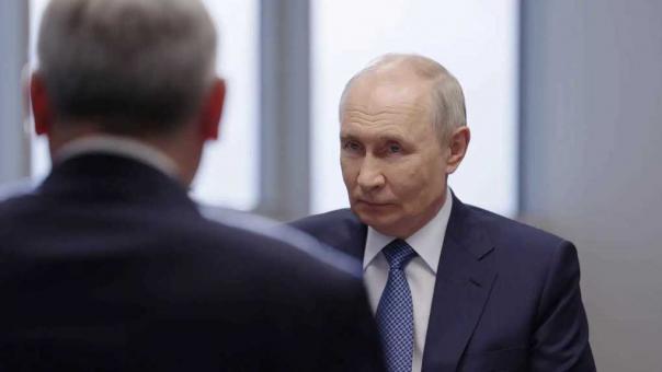 От мехмата до миллиардного состояния: Путин назвал выпускника НГУ ориентиром для бизнес-элиты