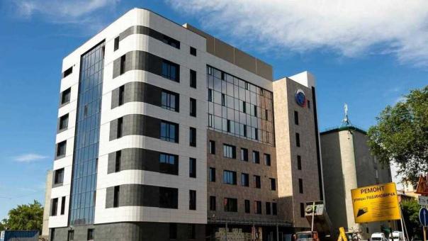 В Омске заканчивают строительство нового корпуса КМХЦ