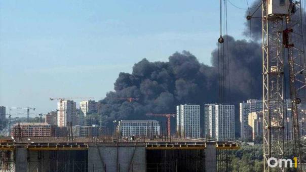 После пожара в «Кварталах Драверта» рабочий попал в реанимацию