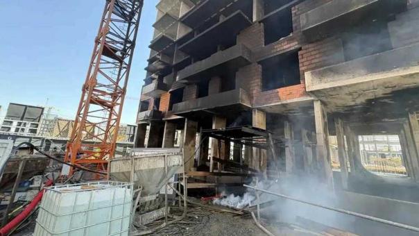 При пожаре в «Кварталах Драверта» пострадали 11 человек
