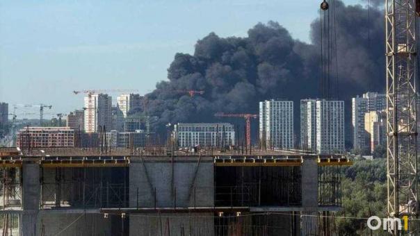 Рабочие получили ожоги до 90% тела при пожаре на стройке в Омске
