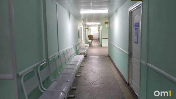 Омичи начали получать консультации врачей через чат-бот в мессенджере