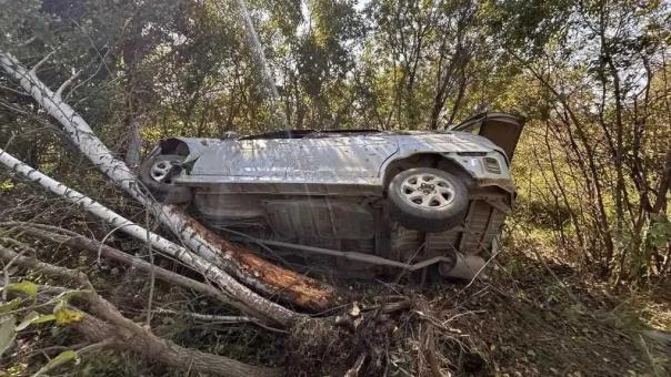 В Новосибирской области водитель без прав погиб, съехав в кювет на Toyota