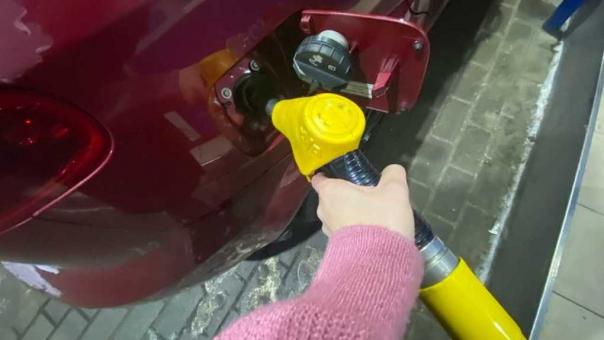 Школьник погиб от паров бензина в Новосибирской области