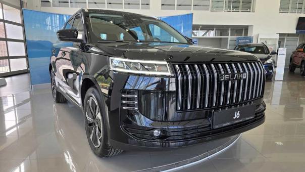 Российский кроссовер JELAND J6 с полным приводом уже доступен в автохолдинге «Барс»