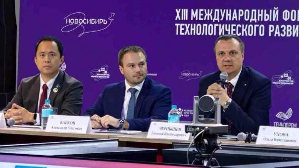 «Нажми и говори!»: эффективная связь экстренных служб — это возможность минимизировать последствия внештатных ситуаций