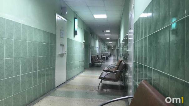 Омские офтальмологи помогли 95-летнему ветерану сохранить зрение