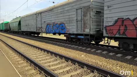 В Омске на две ночи перекроют оживлённый железнодорожный переезд