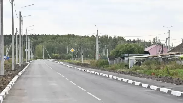 В Тюкалинске завершили основной этап реконструкции дороги к маслосыркомбинату