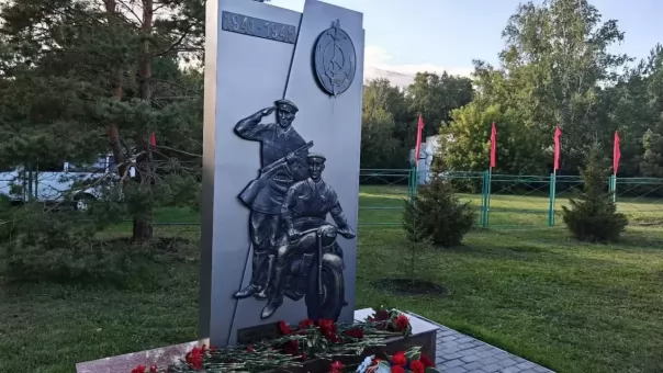 В Омском районе открыли обелиск сотрудникам органов внутренних дел