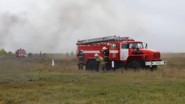 МЧС потушили 15 пожаров в Новосибирской области за сутки — есть ли пострадавшие
