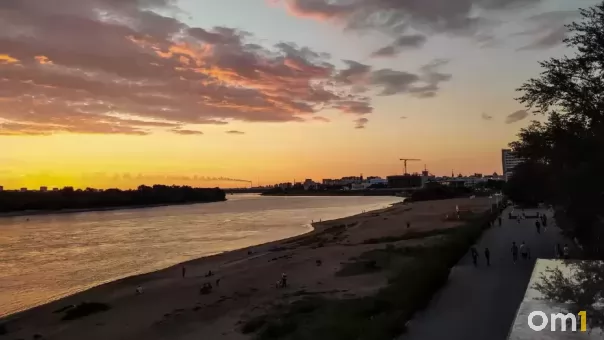 На берегу Иртыша омичка обнаружила фрагмент древнего сосуда