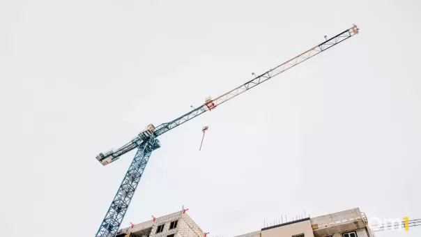 В Омской области строительные фирмы закрываются вдвое активнее, чем открываются