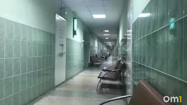 Вернули речь за 80 минут: омские врачи спасли пациента с тяжёлым недугом