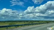 В Омской области на границе задержали женщину, которая пыталась вывезти чужих детей