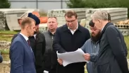 Губернатор Омской области Виталий Хоценко проверил темпы строительства школы в «Ясной Поляне»