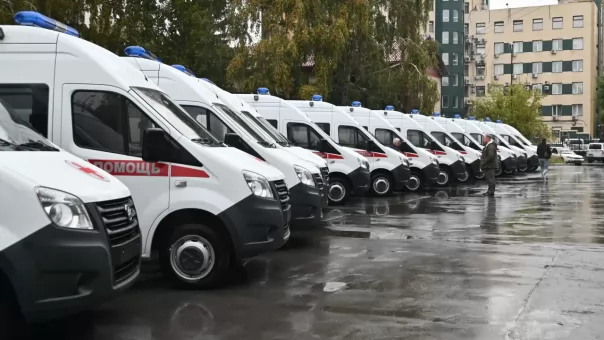 Новосибирские бригады скорой получили ключи от 15 новых «ГАЗелей»