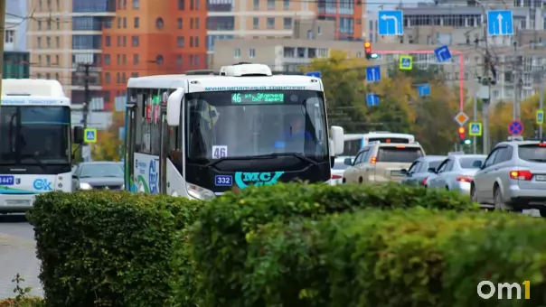 Популярный автобусный маршрут вывернут наизнанку