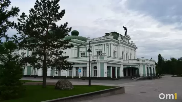 Достоевский и музыкальные сказки: какие премьеры готовят омские театры