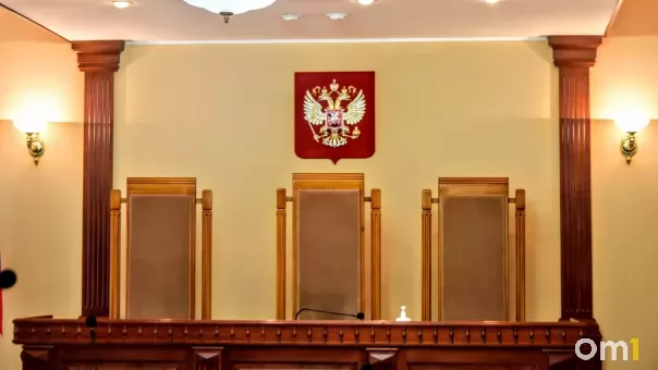 Пенсионерка из Омска заплатит штраф за обвинения соседа в наркоторговле