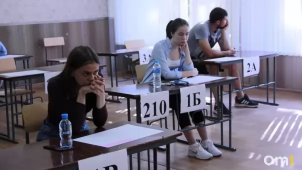 Психолог рассказала, почему нельзя награждать детей за хорошие оценки
