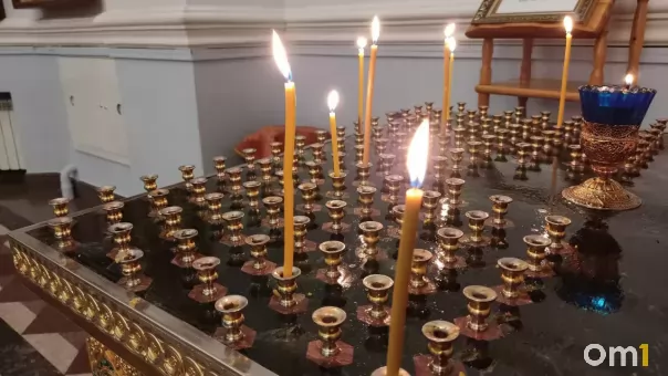 В Омске прошла литургия в память о погибших жителях Тары