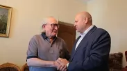 Мэр Омска Сергей Шелест наградил одного из старейших профессоров ОмГТУ