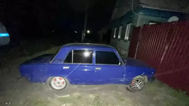 Омич решил угнать машину, но не справился и крупно «попал»