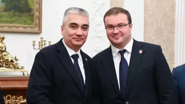 Омская область и Узбекистан обсудили проекты в промышленности и образовании