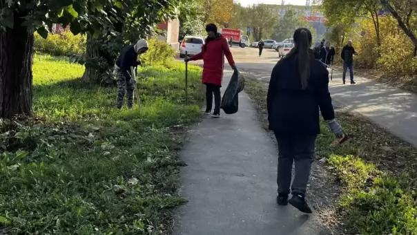 Мэр Омска Сергей Шелест подвёл итоги осеннего месячника чистоты