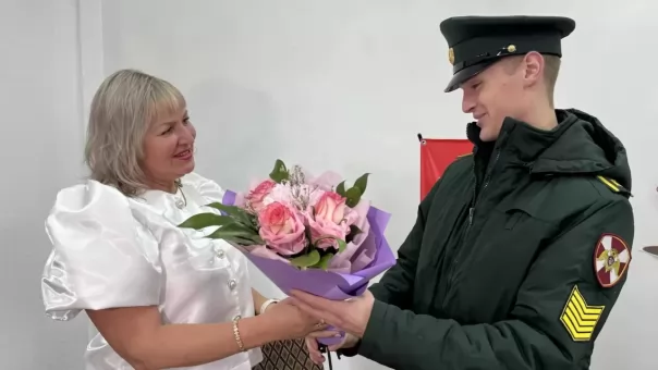 Этот визит довёл педагогов до слёз: что произошло в новосибирской школе